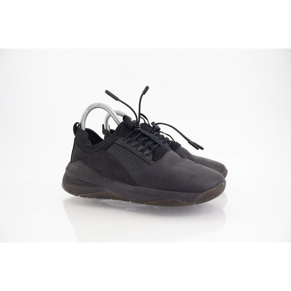 Clove Womens Core Classic Nursing Shoe Size 6 Black Sneaker Work Comfy Low Top